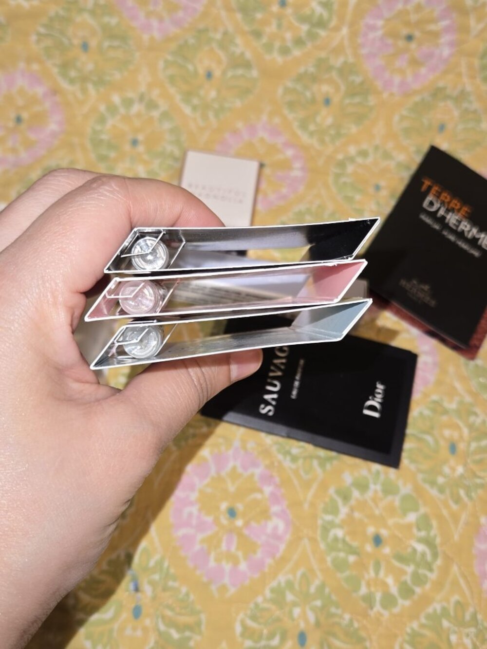 Pinrose Lot of Sample size fragrances - Picture 2 of 5